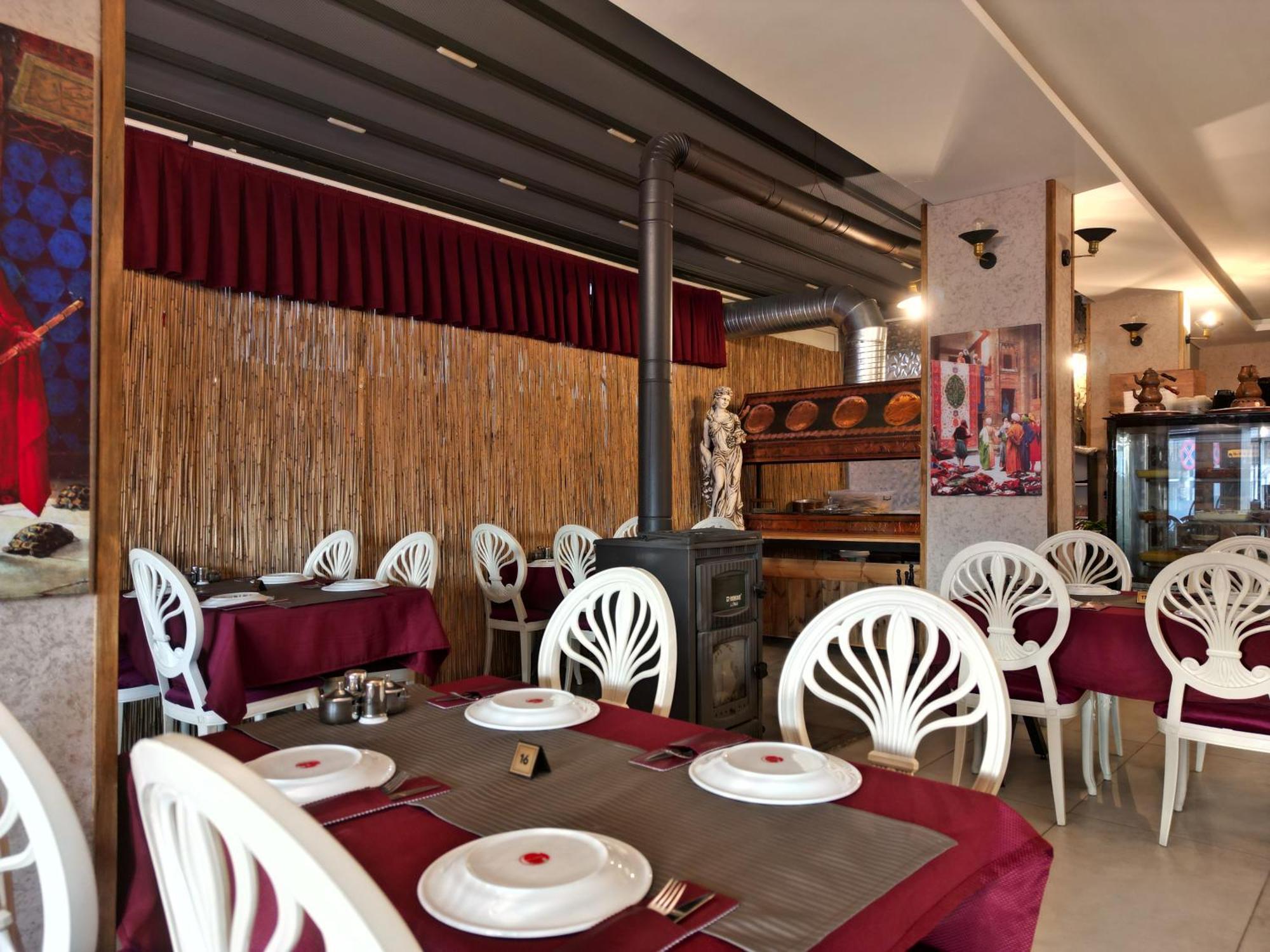 Akman City Hotel Kusadası Eksteriør bilde