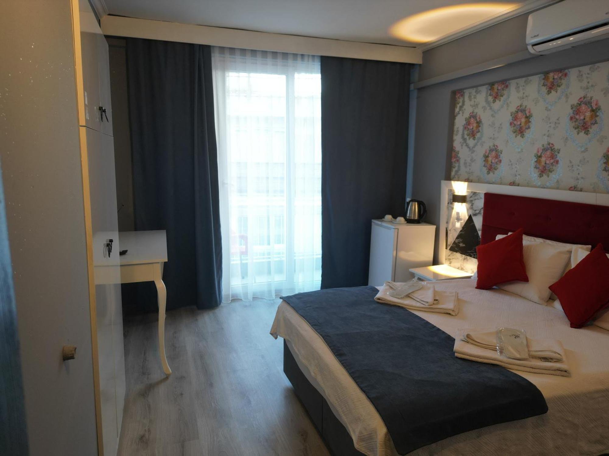 Akman City Hotel Kusadası Eksteriør bilde